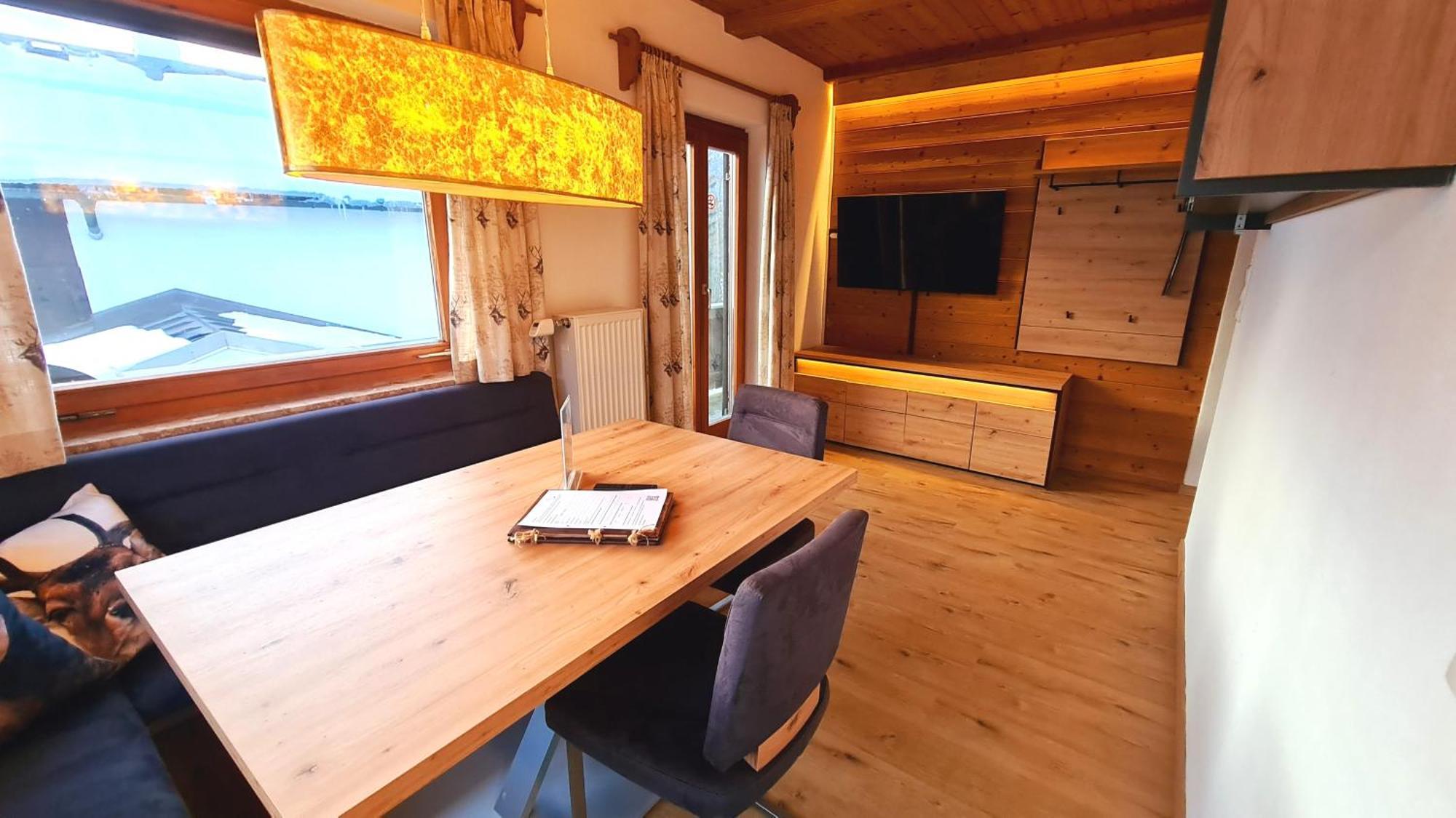 Haus Marienblick Apartment เบิร์ชเทสกาเดน ภายนอก รูปภาพ