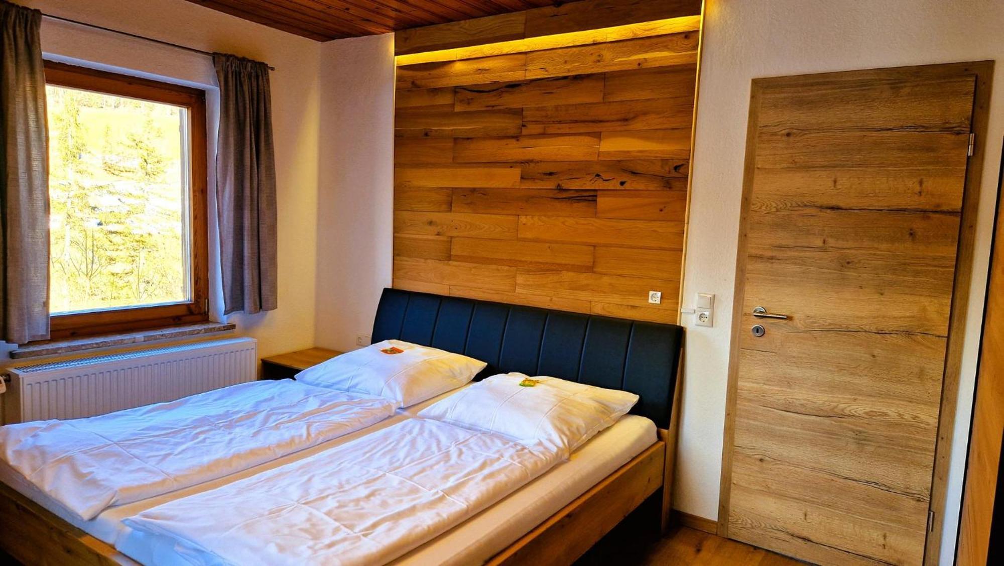 Haus Marienblick Apartment เบิร์ชเทสกาเดน ภายนอก รูปภาพ